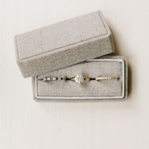 Gray Linen 3-Ring Ring Box